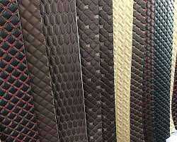 Can car mats be made of material?